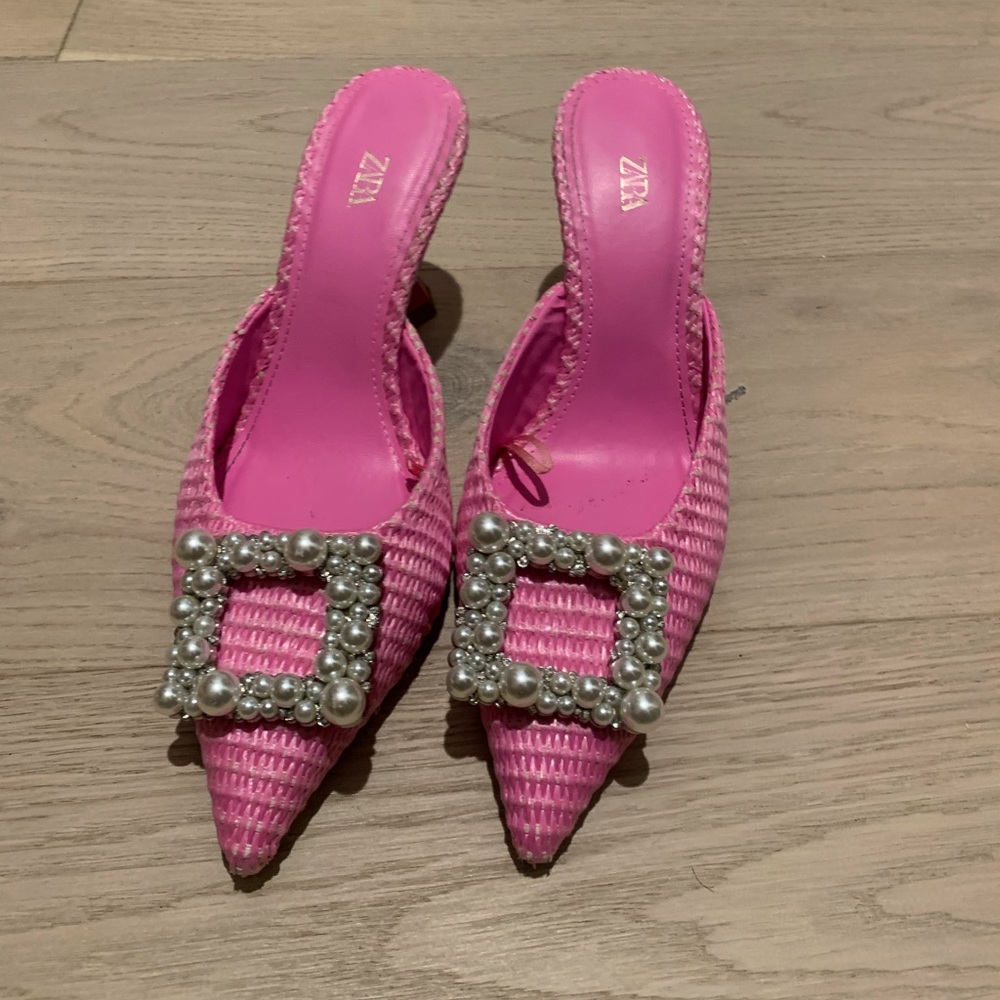 Zara Pearl embellished brooch heels